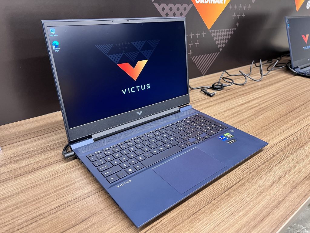 hp-victus-2